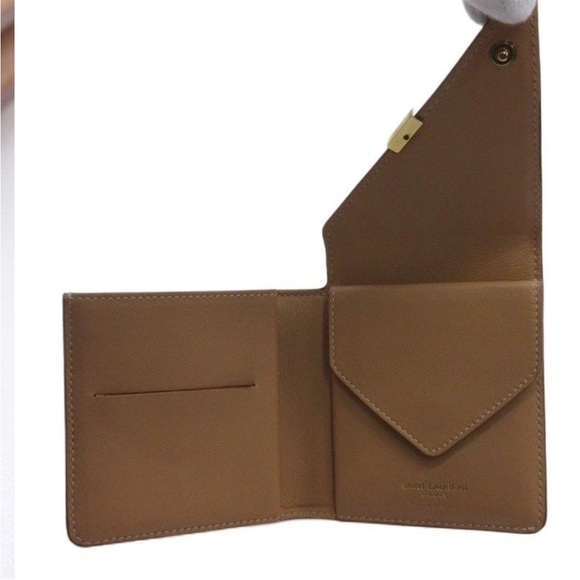 Saint Laurent Beige and Cream Wallet - Picture 6 of 10